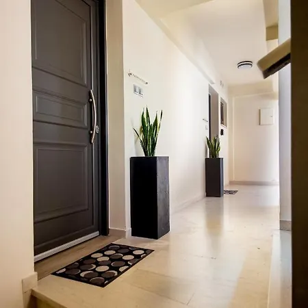 A & B Minimal ιι With Sea View In Argostoli (Kefalonia)