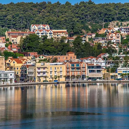 A & B Minimal ιι With Sea View In Argostoli (Kefalonia)