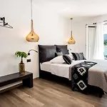 A & B Minimal ιι With Sea View In Apartment Argostoli (Kefalonia)