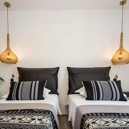 A & B Minimal ιι With Sea View In Argosztóli