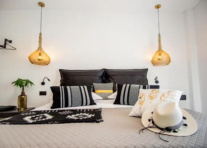 A & B Minimal ιι With Sea View In Argostóli