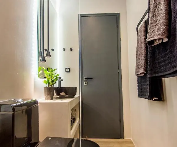 A & B Minimal ιι With Sea View In Argostoli (Kefalonia)