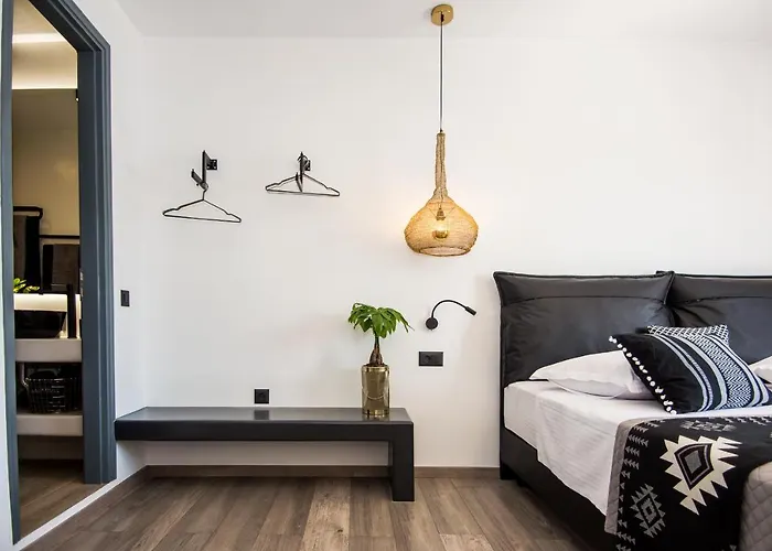 Apartment A & B Minimal ιι With Sea View In *