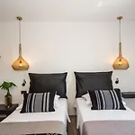 Διαμέρισμα A&b Minimal ιι With Sea View In *